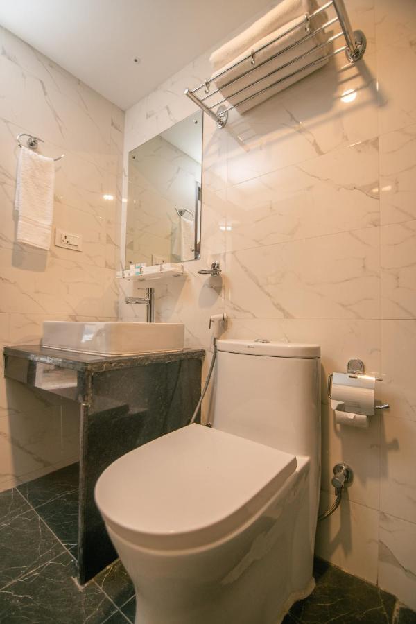Hotel Black Diamond - Transit Point Inside Hotel Katmandu Zewnętrze zdjęcie