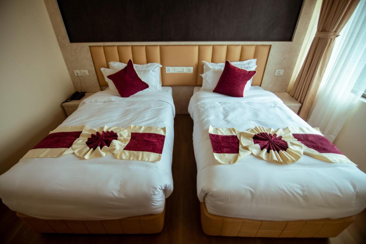 Hotel Black Diamond - Transit Point Inside Hotel Katmandu Zewnętrze zdjęcie